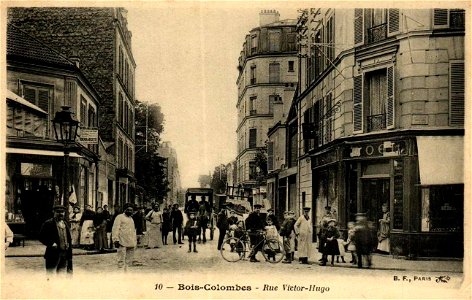 Bois-Colombes.Rue Victor-Hugo.Fiacre