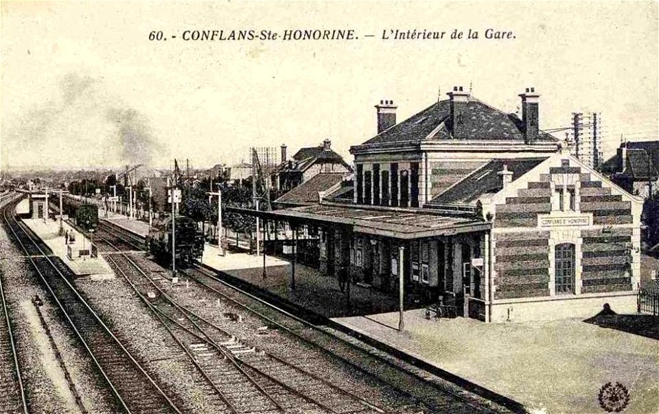 Conflans-Sainte-Honorine.Intérieur de la gare