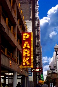 Chicago Illinois - Retro Parking Night Neon Sign - Park photo