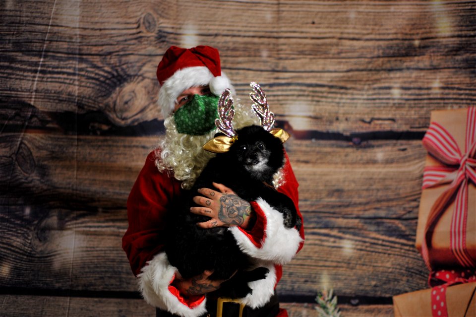 City of Elderly Love Claus for Paws Fundraiser