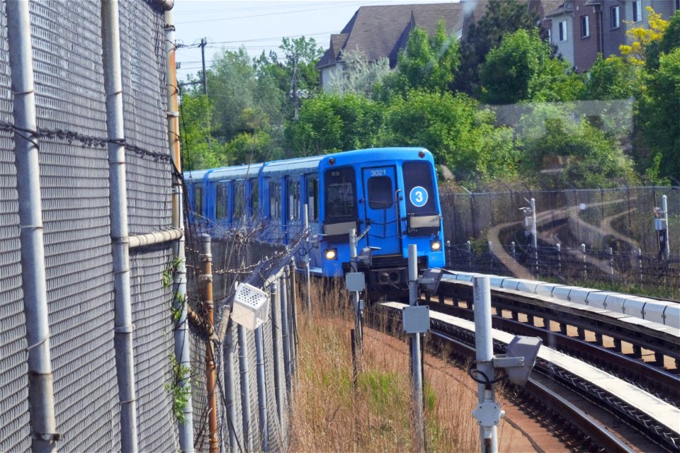 TTC Line3 RT at Lawrence East.