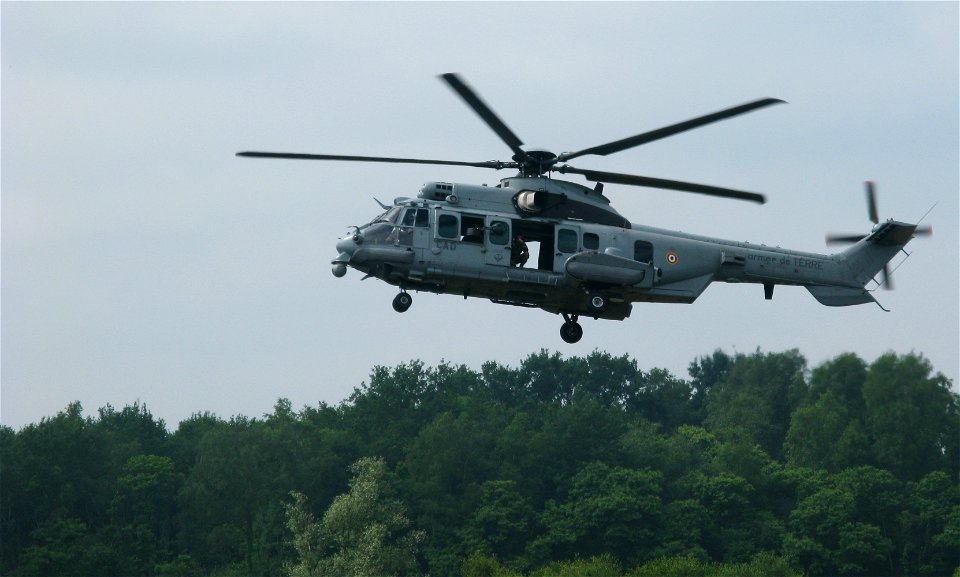 Caracal EC 725 HUS(french army 4e RHFS)