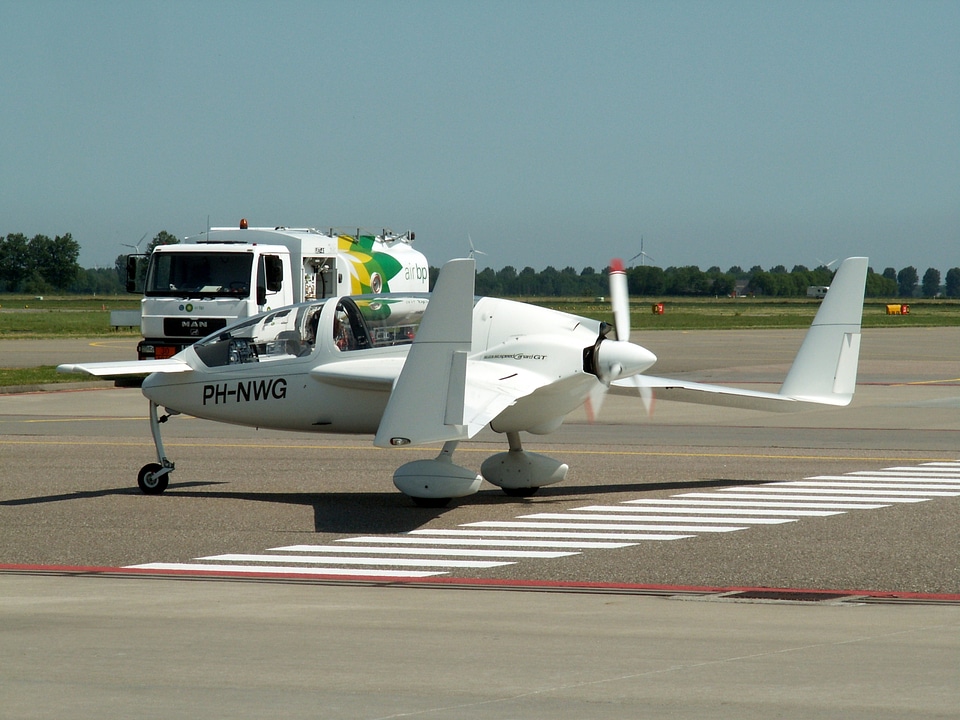 Landing of Gyroflug Airplane