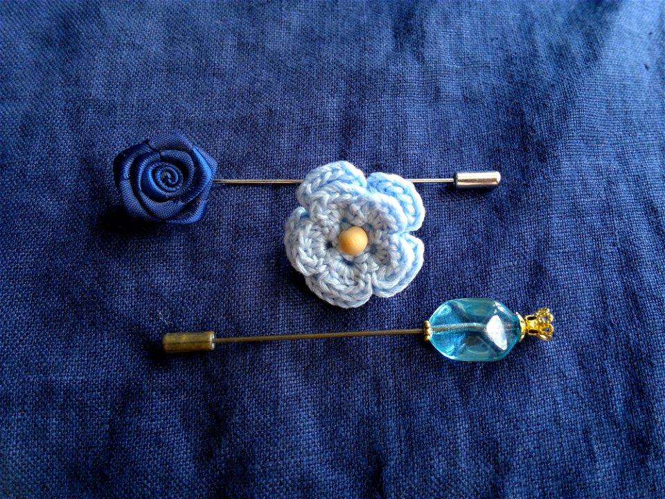 Lapel pins