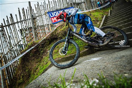 Downhill Urbano 2022