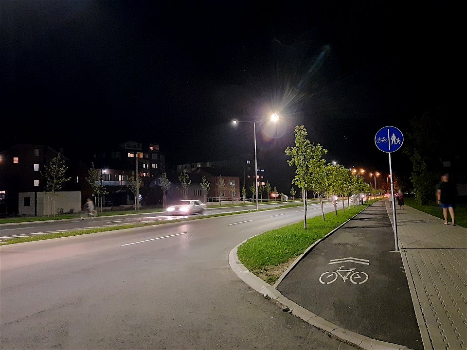 Istočni tranzit (unnamed boulevard) in Obilićevo, Banja Luka, BiH at night (2)