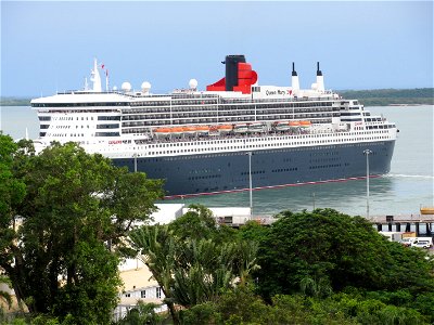 Queen Mary 2 Darwin Harbour