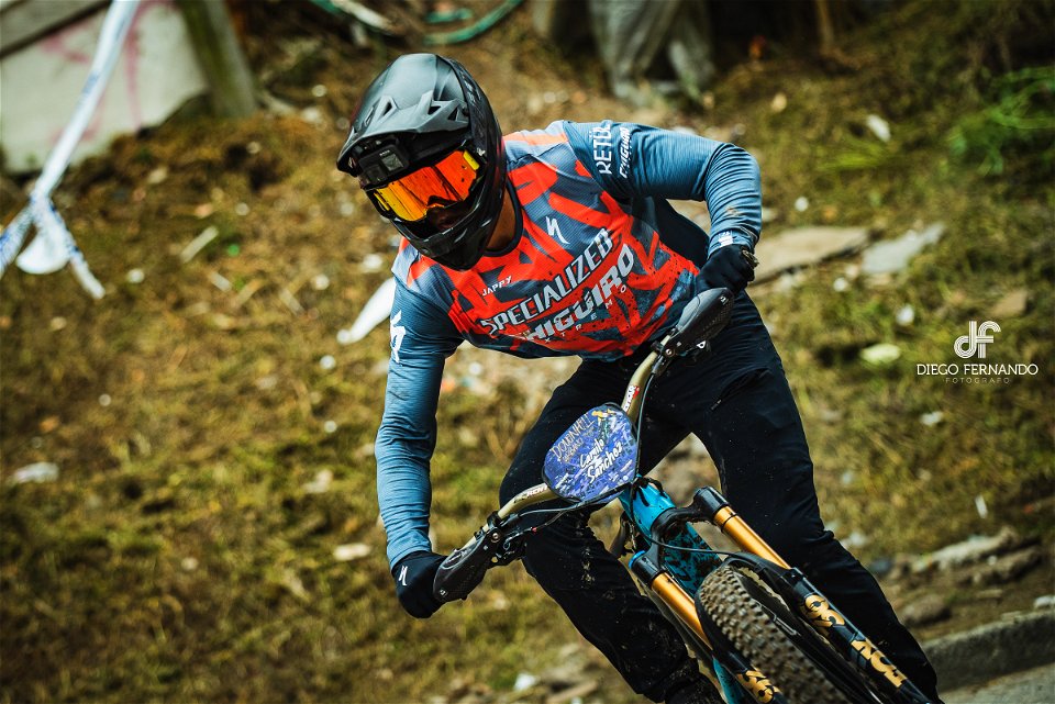 Downhill Urbano 2022