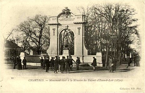 Chartres.Monument à la mémoire des Enfants d'Eure-et-Loir