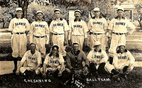 Chesaning Banner Baseball Team photo
