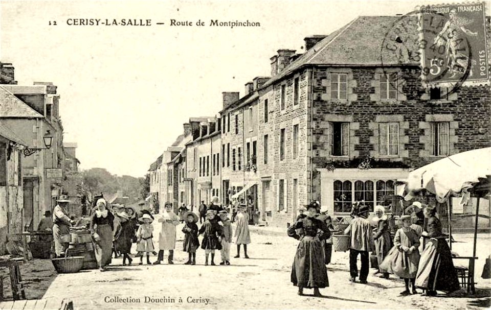 Cerisy-la-Salle.Route de Montpinchon