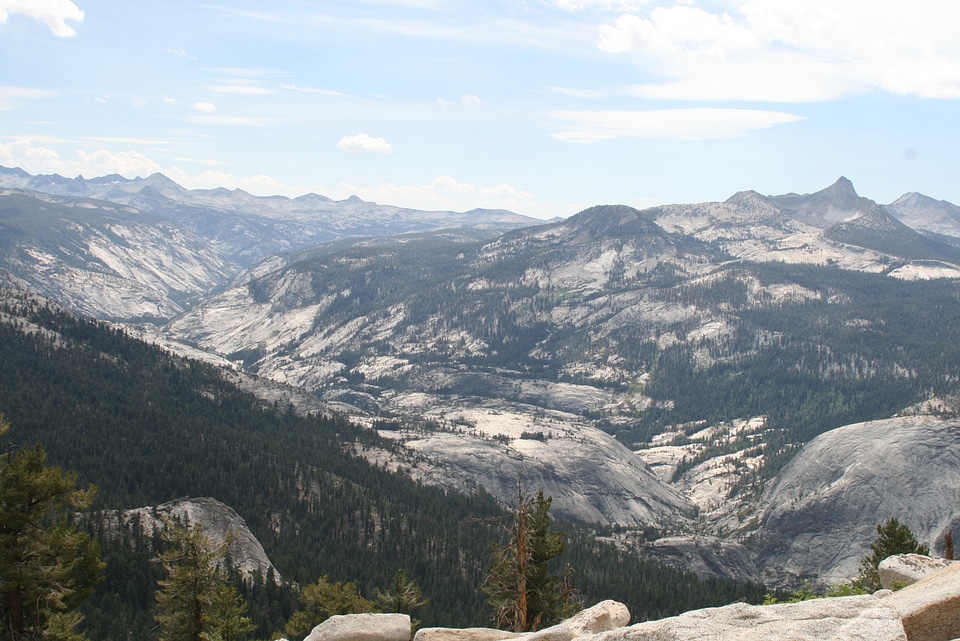 Day Hikes in Yosemite Valley