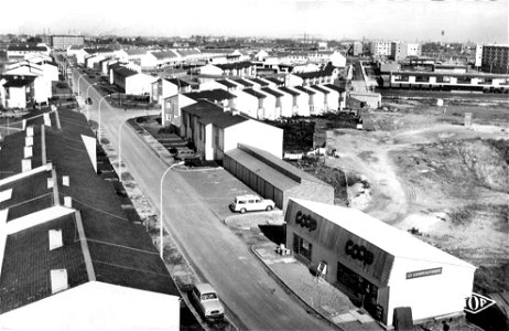 Grande-Synthe.Panorama de la rue Pasteur.Vers 1960