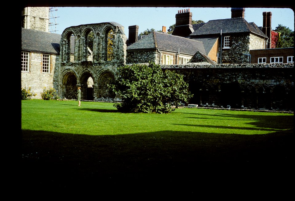 Cloister ruins, Rochester