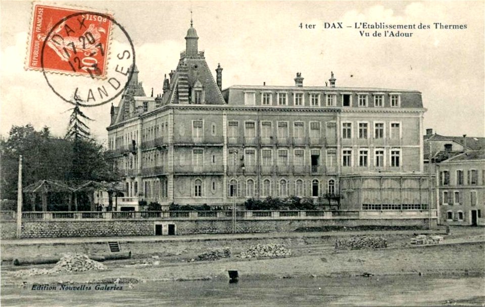 Dax.Établissement des Thermes, vu de l'Adour