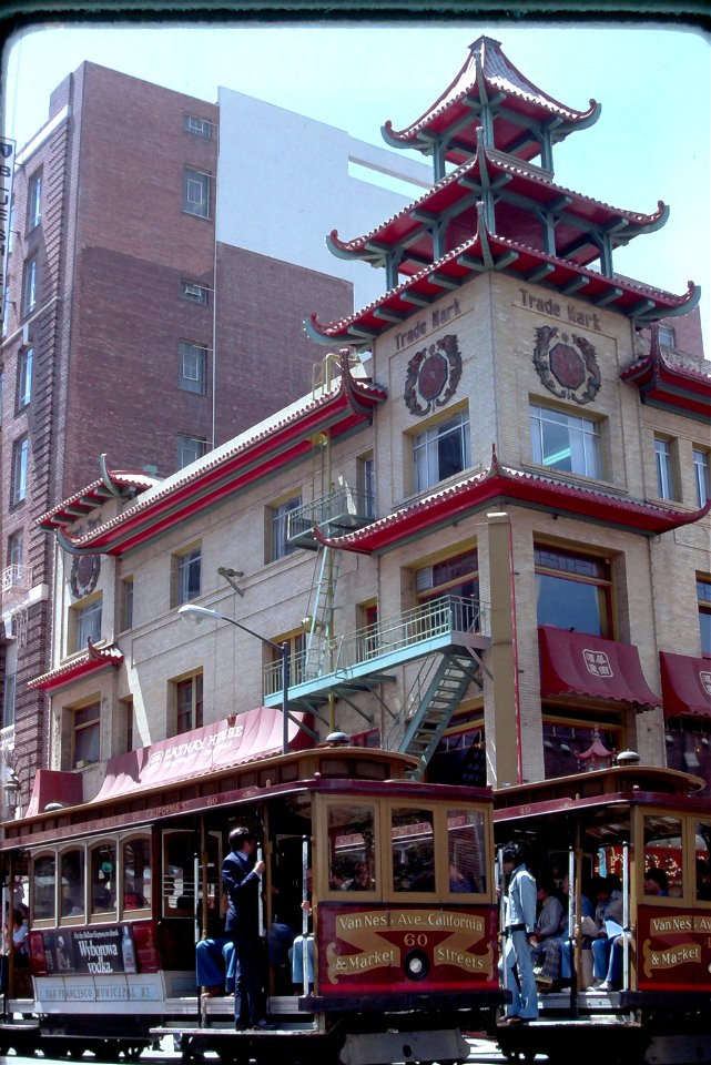1976-05-CALI-SF-Chinatown-02