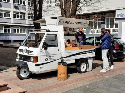 Vespa kamion sa štandom za kafu / truck as coffee stand Banja Luka Republika Srpska Bosna i Hercegovina