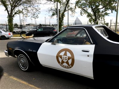 Sheriff Car with cow horn hood ornament