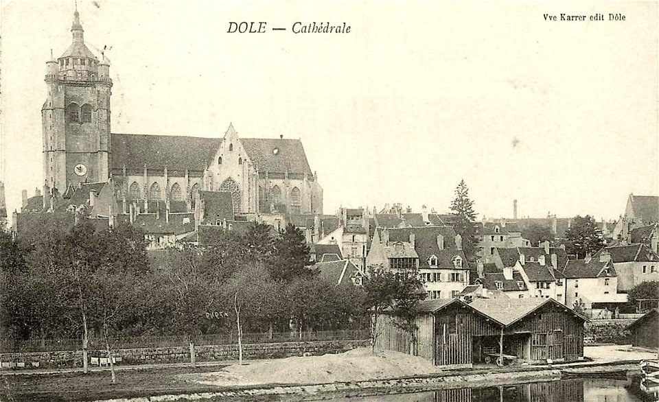 Dole.Collégiale Notre-Dame de Dole.Le fleuve