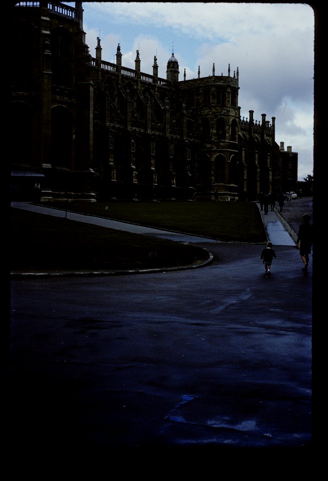 St. George's Chapel, Windsor.  Note: small tourist