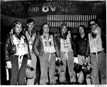 B-26 Mild and Bitter Crew photo