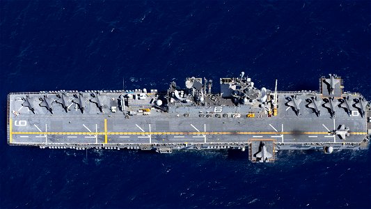 USMC_F-35Bs,_USS_America,_Oct._8,_2019