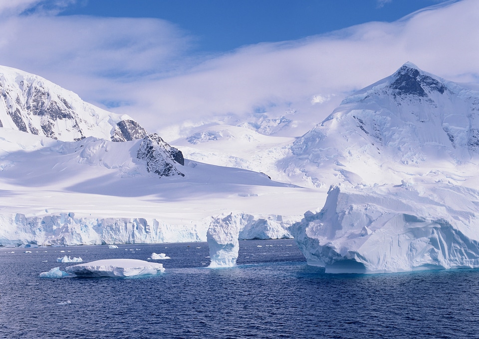 Glacial lake full of floating icebergs