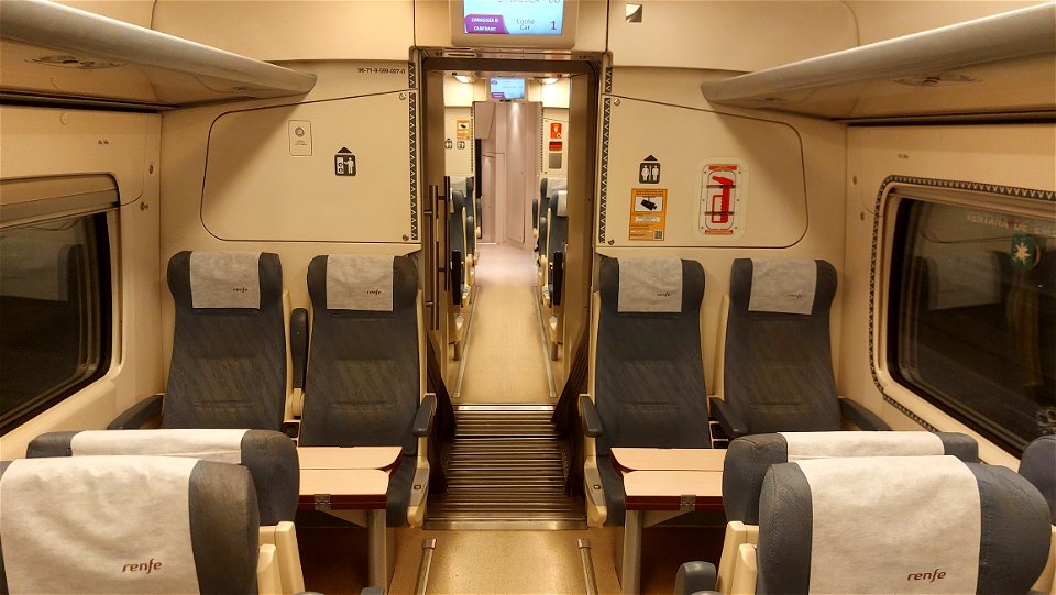 Interior Renfe S-599