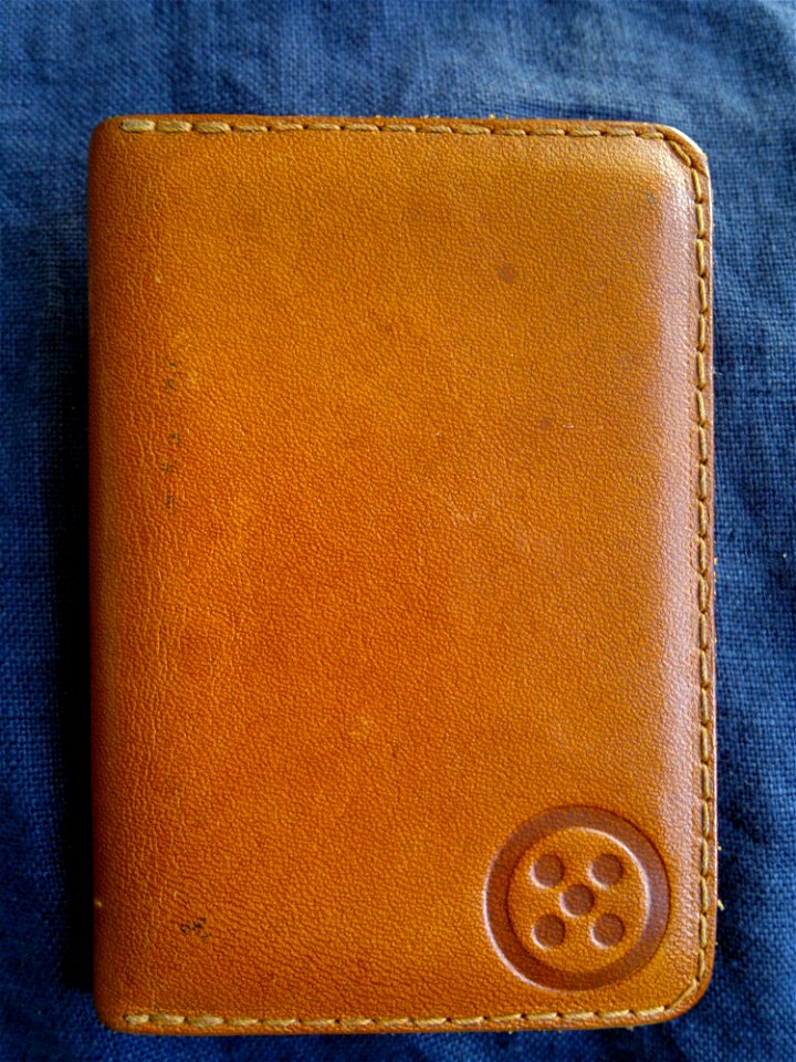 Wallet 03 - Dado design