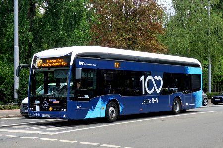 ESWE, Wiesbaden - Wagen 142 - WI-VG 1142 - Mercedes-Benz O 530 eCitaro (2020) - R+V - Wiesbaden, 08.09.2022