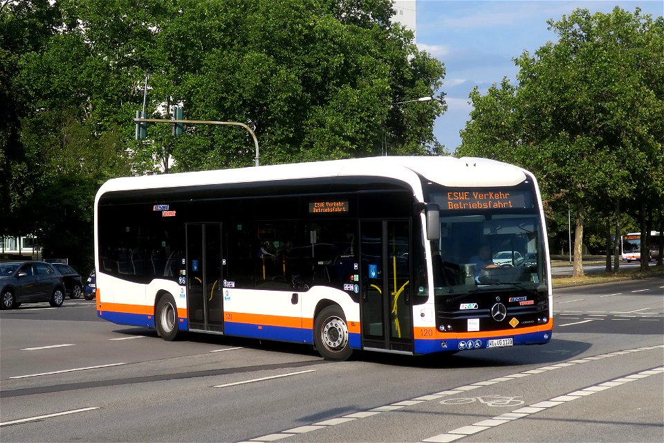 ESWE, Wiesbaden - Wagen 120- WI-VG 1120 - Mercedes-Benz O 530 eCitaro (VIN WEB62863013140324 / 2020) - Wiesbaden, 04.08.2022