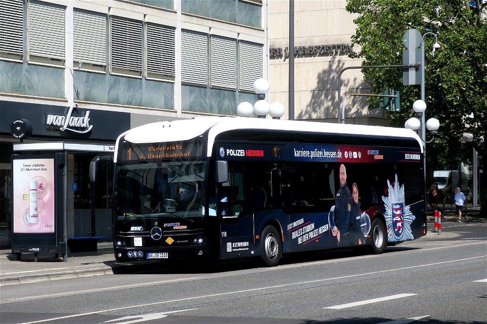ESWE, Wiesbaden - Wagen 118- WI-VG 1118 - Mercedes-Benz O 530 eCitaro (VIN WEB62863013140322 / 2020) - Polizei Hessen - Wiesbaden, 04.08.2022