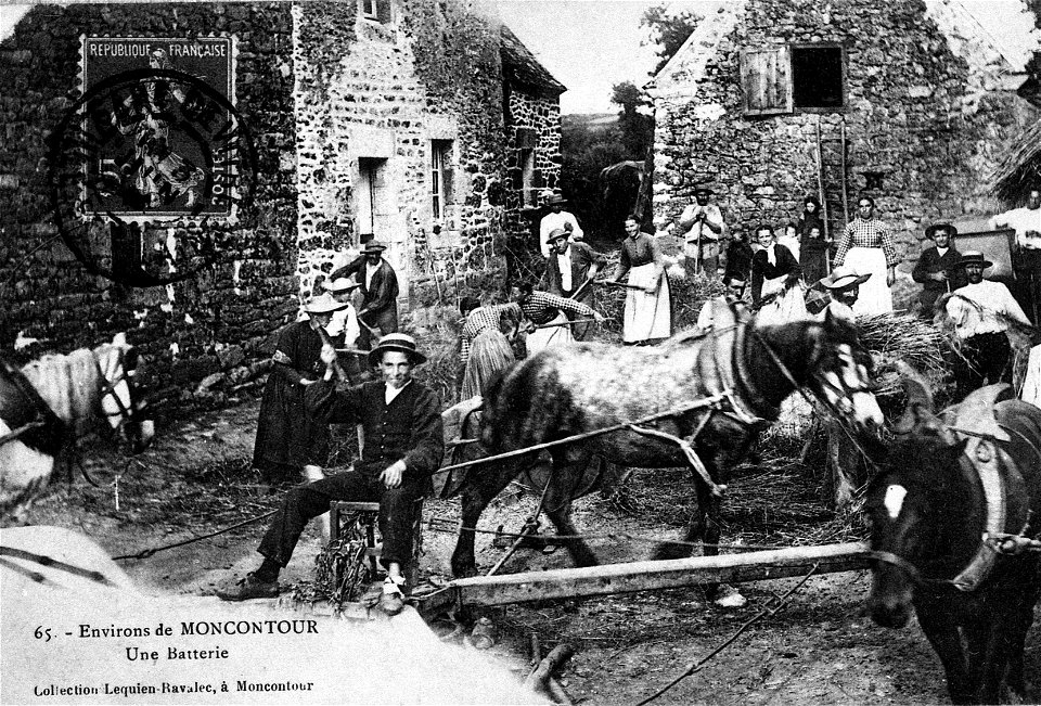 MONCONTOUR une batterie 1900