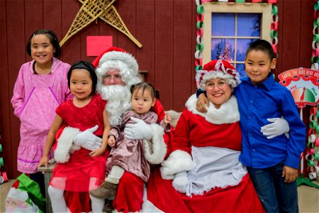 Emmonak welcomes Santa to town