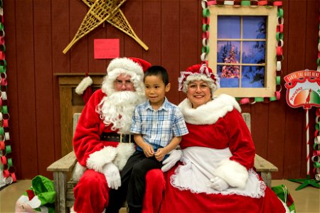 Emmonak welcomes Santa to town