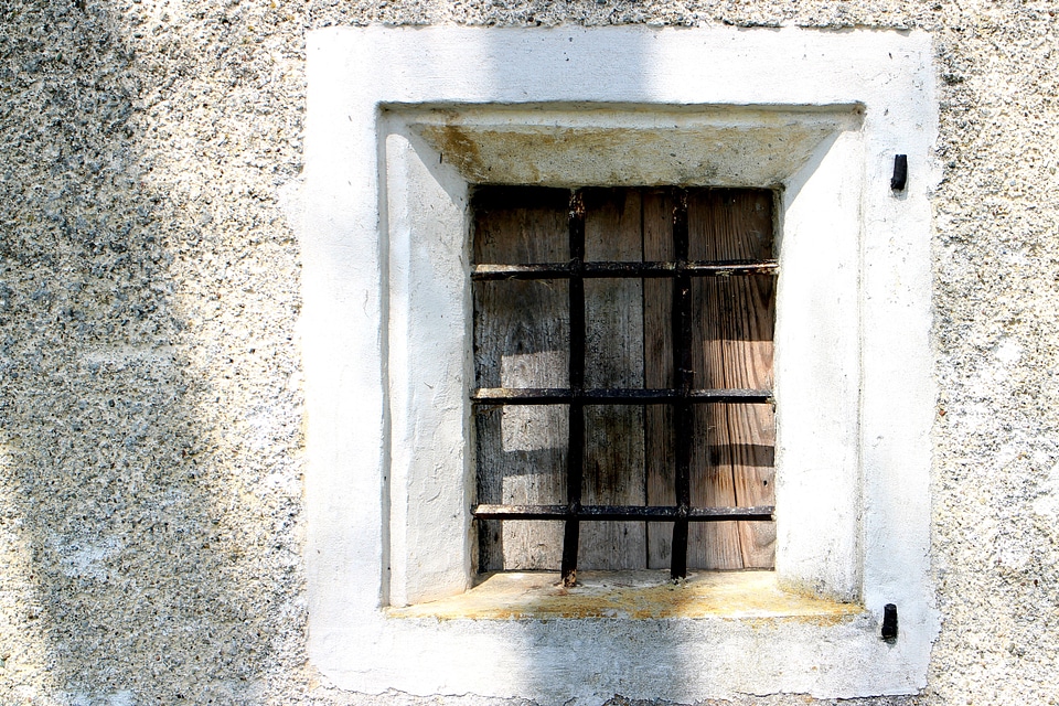 Grate barred window security