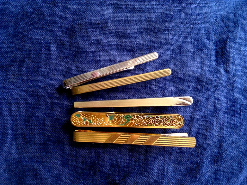 Tie bars