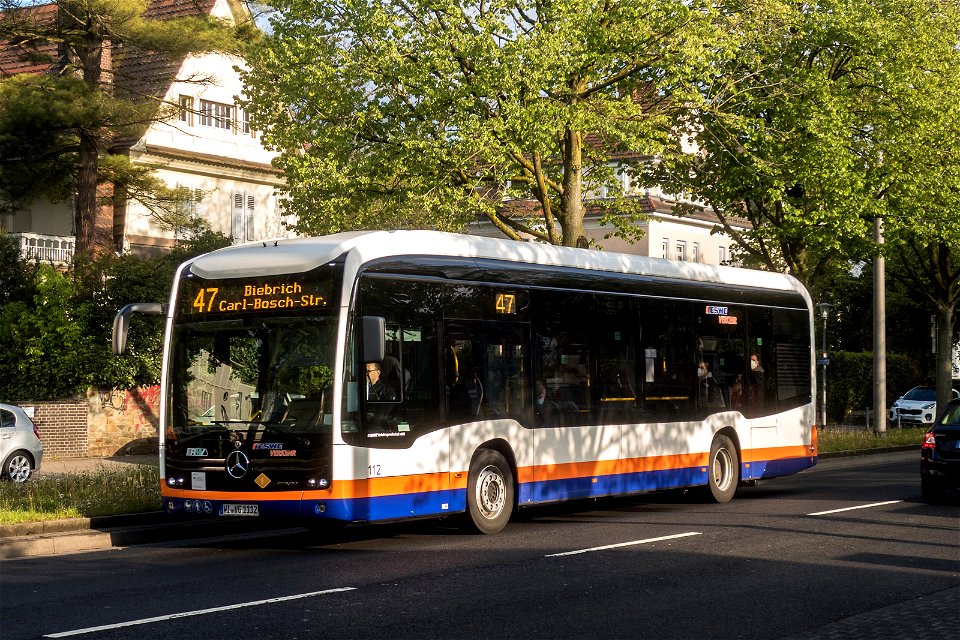 ESWE, Wiesbaden - Wagen 112 - WI-VG 1112 - Mercedes-Benz O 530 eCitaro (2020) - Wiesbaden, 07.05.2021
