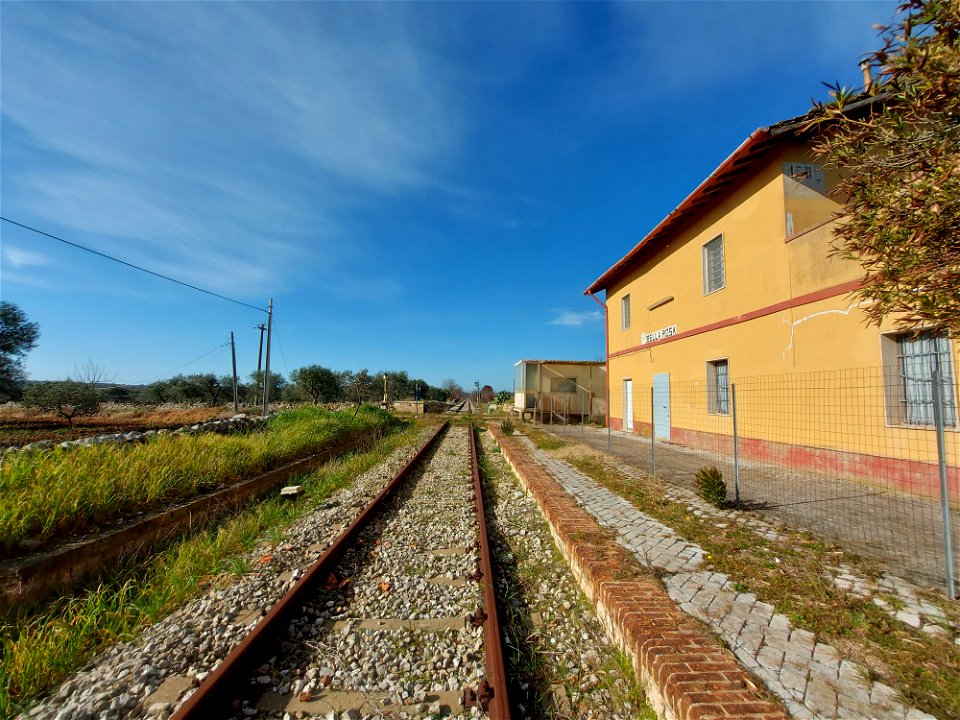 Ferrovia Rocchetta Sant'Antonio - Gioia del Colle, fermata Bellarosa