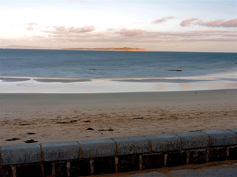 Looking across the Port Philip Bay