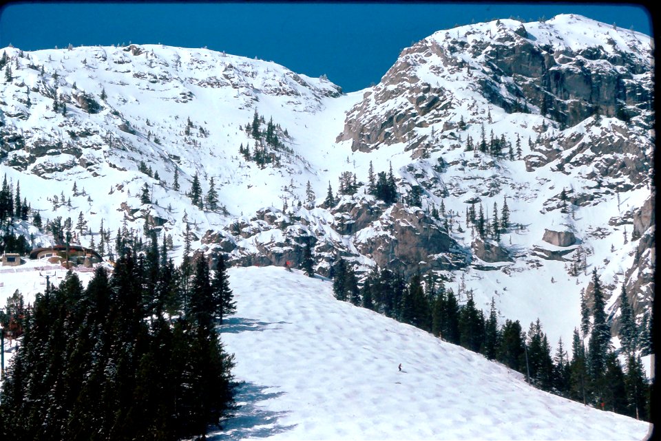 1977-03-Banff-MtNorquay-06