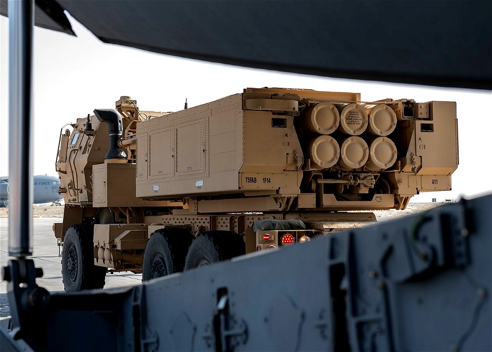M142_HIMARS_-_210127-F-PV484-1004