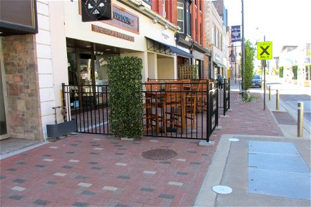 Sidewalk patio