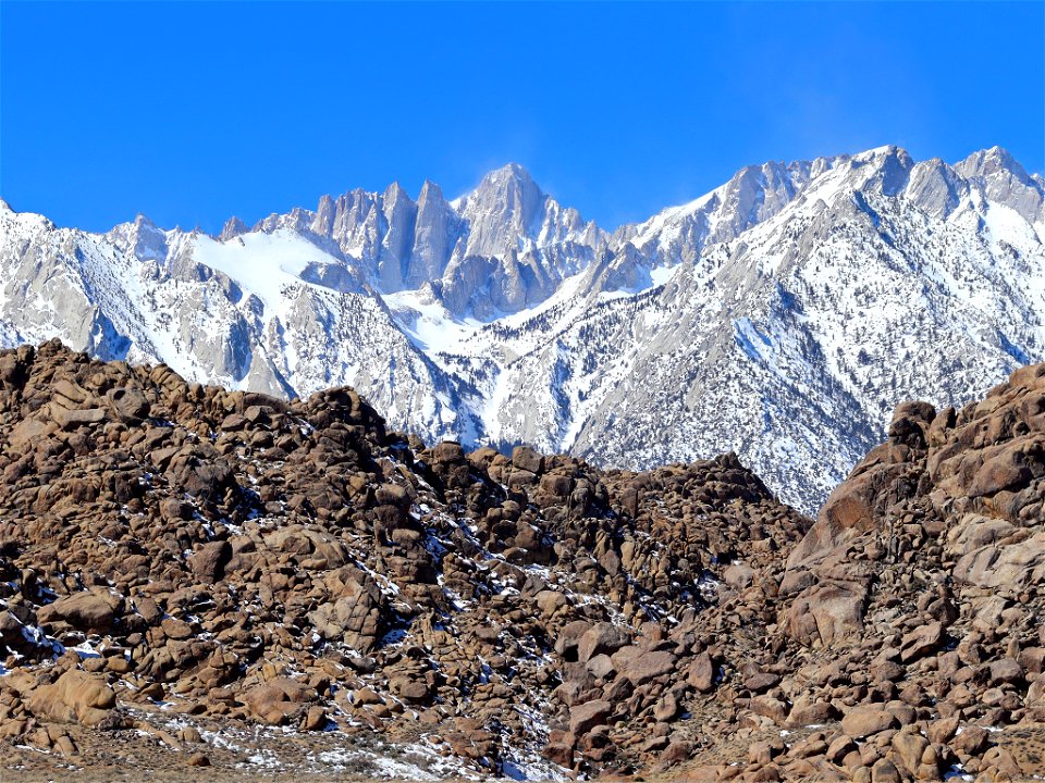 Alabama Hills at Sierra Nevada in CA