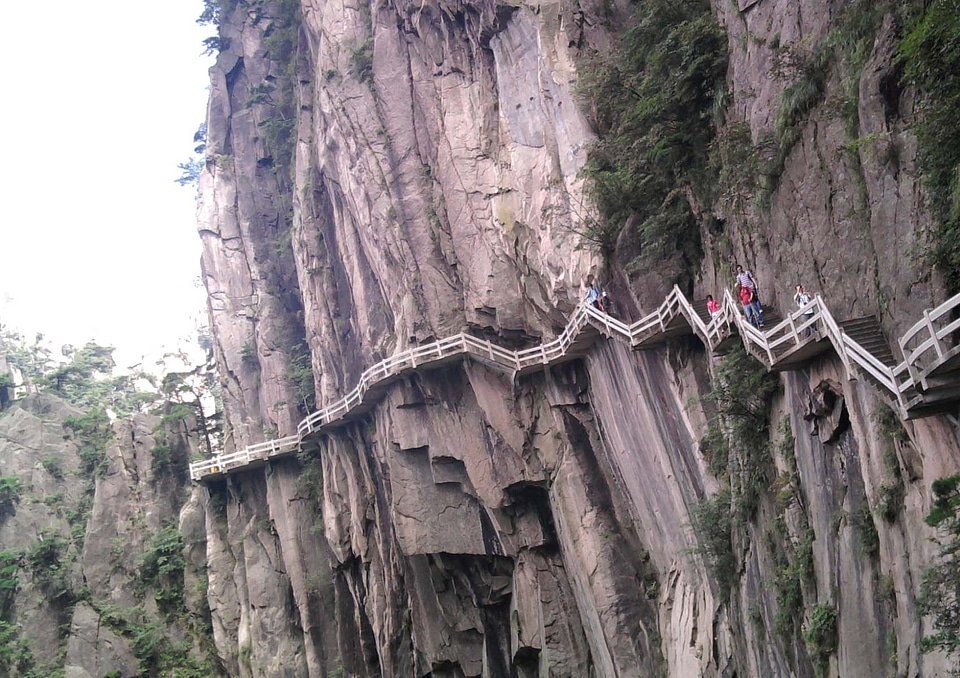 Stairway on the cliffs of Yellow Mountain