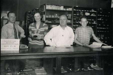 Ollie Richards Ford Dealership photo