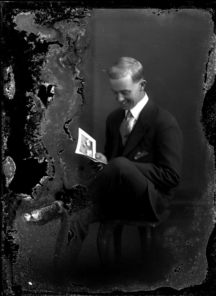 A gentleman, [n.d.]