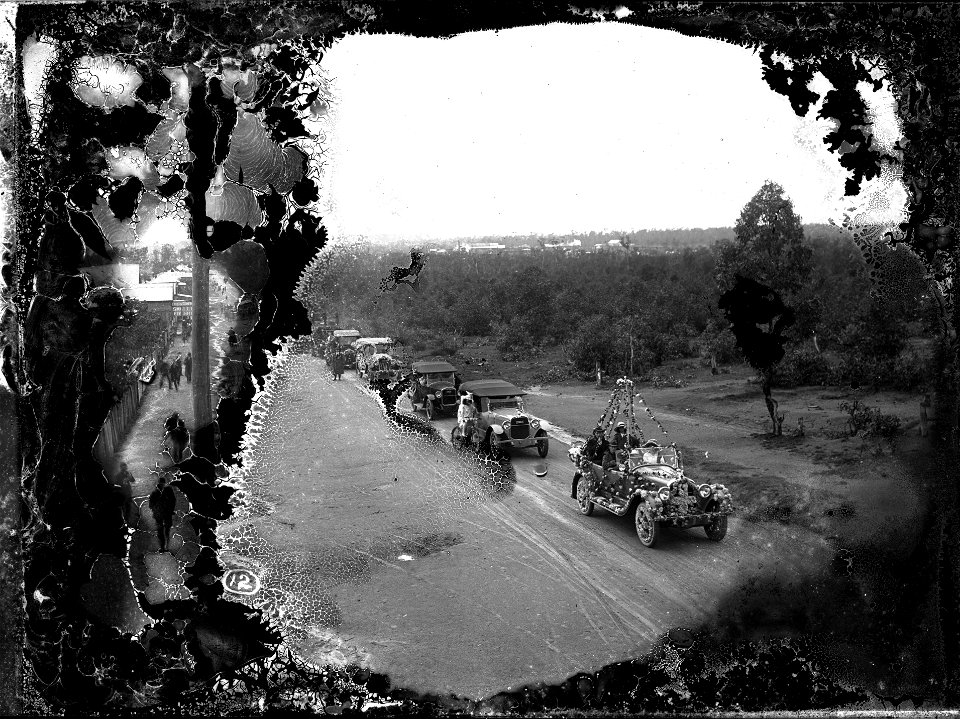 Car parade, [n.d.]