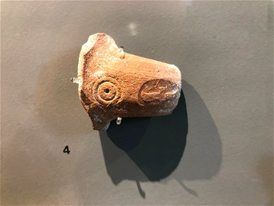 Judean royal seal with concentric circle