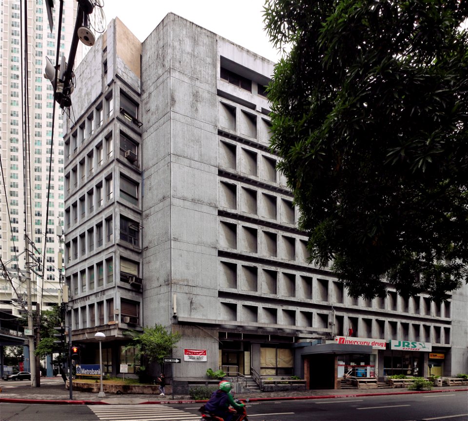Kalayaan Building